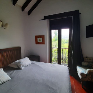 Escapada de 2 Noches con Desayuno en Agroturismo Muriances (Vilde, Asturias)