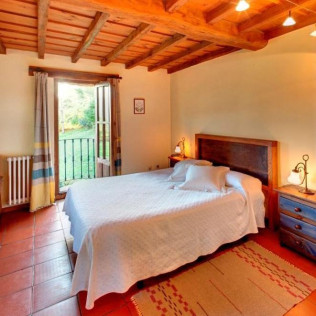 Escapada con Cena en Alojamiento Rural La Montaña Mágica (Asturias)