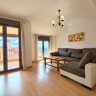 Escapada de 1 o 2 Noches con Ruta Guiada en Quad en Apartamentos Rurales Sierra de Gúdar (Gúdar, Teruel)