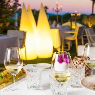 Acceso a Sivana Holistic Spa y Comida en Augusta Eco Wellness Resort (Sanxenxo, Pontevedra)