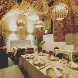 Baños Árabes y Masaje en Hammam Al Ándalus y Cena en Restaurante Arrabal para dos (Madrid) 