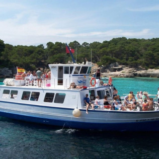 Paseo en Barco desde Ciutadella: Son Saura-Cala Turqueta, Macarella-Macarellata (Menorca)
