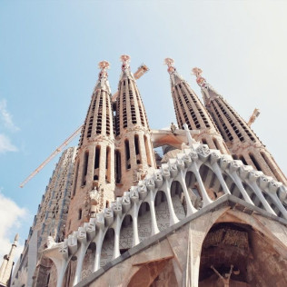 Visita con Acceso Rápido a la Sagrada Familia (Barcelona)