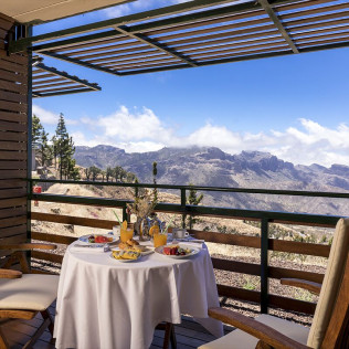 Escapada con Desayuno para dos personas en Parador de Cruz de Tejeda 4* (Gran Canaria)