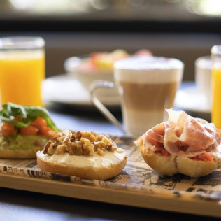 Brunch en Hotel Plaza 4* (A Coruña)