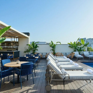 Brunch para dos con Vistas al Mar en el Hotel H10 Port Vell 4* (Barcelona)