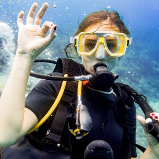 Bautismo de Buceo con Vídeo para dos en la Costa Brava (L'Escala, Girona)