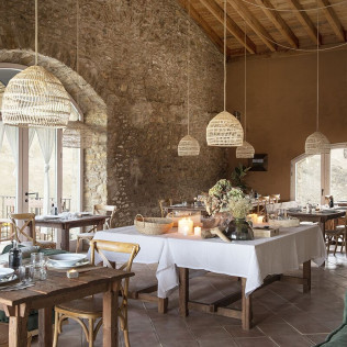 Comida o Cena para dos en Ecoturisme Can Buch (Sant Aniol de Finestres, Girona)