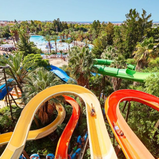 Entrada a Caribe Aquatic Park (Tarragona)