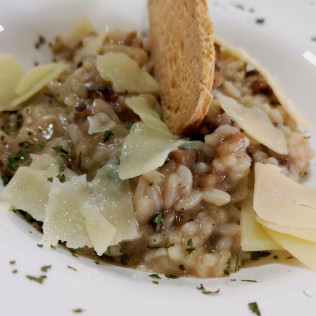 Escapada de 2 Noches con Cena en Hotel Casa Custodio (La Puebla de Roda, Huesca)