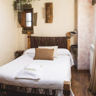 Escapada 2 Noches con Spa Privado en Casa Rural Balneario (Bermellar, Salamanca)