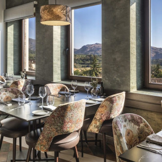 Circuito Spa, Masaje y Comida o Cena en Hotel Catalonia Ronda 4* (Ronda, Málaga)