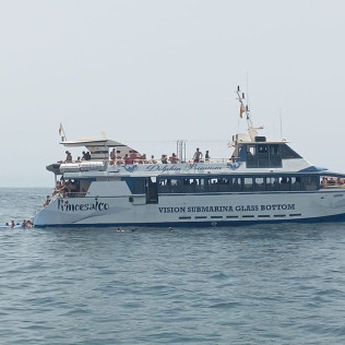 Salida en Catamarán con Banana Boat, Comida y Bebidas Ilimitadas (Gran Canaria)