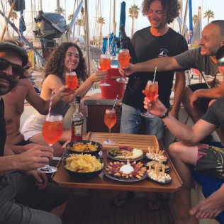 Cena a Bordo de un Velero para dos (Barcelona)