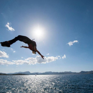 Aventura Familiar de Coasteering Norte por el Mar (Alcudia, Mallorca)