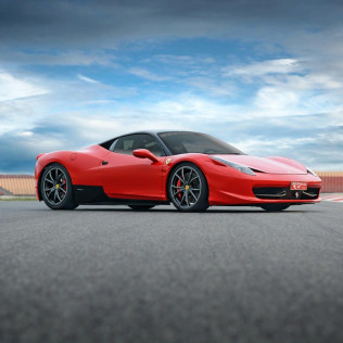 Conducir un Ferrari F458 F1 ITALIA + Vuelta de reconocimiento (4 localizaciones)