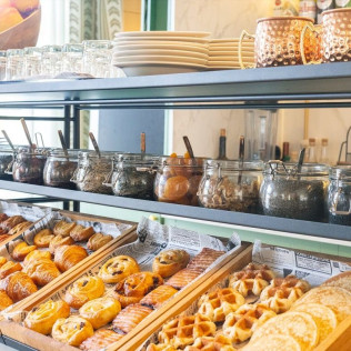Desayuno Mediterráneo Buffet en Alcázar Boutique Hotel Sóller 4* Sup (Sóller, Mallorca)