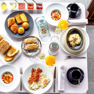 Desayuno Gourmet para dos en Hotel Palacio Torre de Galizano 4* (Cantabria)