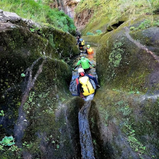 Descenso en Barranco Acuático (Tenerife)