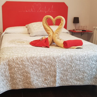 Escapada con Desayuno en El Sueño del Quijote Rooms (Alcalá de Henares, Madrid)