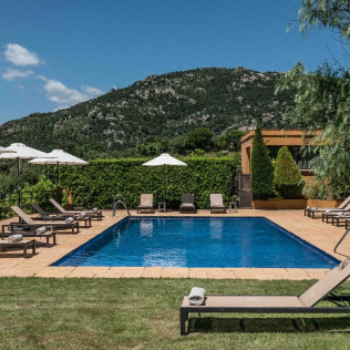 Escapada con Cena en Hotel Can Xiquet 4* (Cantallops, Girona)