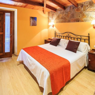 Escapada de 2 Noches con Cena en Hotel Ripoll 3* (Sant Hilari Sacalm, Girona)