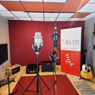 Estudio de Grabación: Saca la Estrella que Llevas Dentro (Madrid)