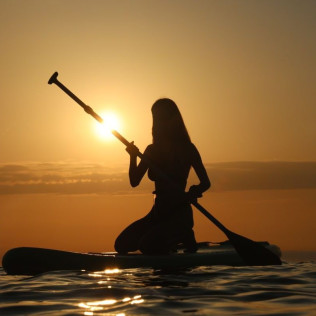 Excursión Guiada en Paddle Surf al Amanecer o Atardecer (Barcelona)