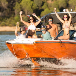 Experiencia en Barco a Elegir en el Pantano de San Juan para dos (San Martín de Valdeiglesias, Madrid)