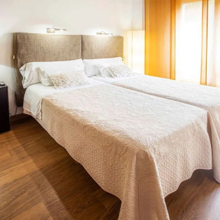 Escapada Romántica de 2 noches con Circuito Spa Privado en La Casona Encanto Rural 3* (Asturias)