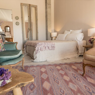 Escapada con Cena en Habitación Doble o Suite de Aal Cachucho (San Agustín del Guadalix, Madrid)