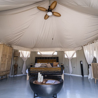 Escapada con Desayuno en Tienda Safari en El Toril Glamping Experience (Velada, Toledo)
