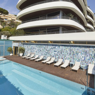 Escapada Romántica con Circuito Spa y Masaje en Alàbriga Hotel & Home Suites 5* GL (Sant Feliu de Guíxols, Girona)