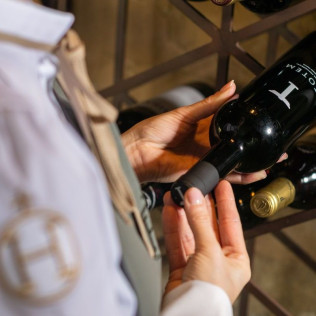 Cata de Vinos en Hacienda Zorita Wine Hotel 5* (Valverdón, Salamanca)