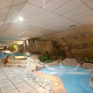 Circuito Spa y Mascarilla Profunda para dos en Hotel ILUNION Les Corts 4* - NATUR Spa (Barcelona)