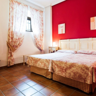 Escapada de 2 Noches con Visita a Oleícola San Francisco en Hotel Palacio las Manillas 3* (Sabiote, Jaén)