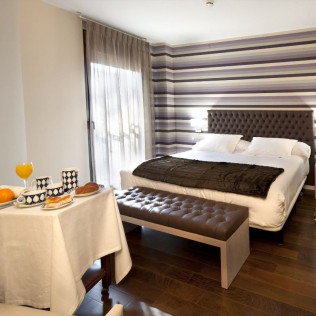 Escapada con Desayuno en U Hotel Spa Ciudad de Astorga (Astorga, León)