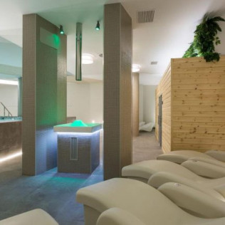 Circuito Spa y Masaje Intense Relax para dos en Hotel Spa Odeón 4* (Ferrol, A Coruña) - De lunes a viernes