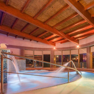 Escapada Romántica con Spa y Cena en el Hotel Spa Norat Torre do Deza 4* Superior (Pontevedra, Galicia)