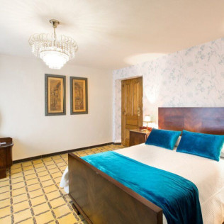 Escapada con Opción a Desayuno en Villa San Jorge (Azanuy, Huesca)
