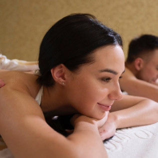 Masaje Love Secret para dos con Champagne y Chocolate en Millenium Spa - Ibersol Torremolinos Beach 4* (Torremolinos, Málaga)