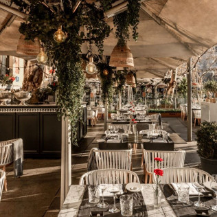 Acceso a piscina termal, Masaje Oriental y Comida o Cena para Parejas en Spa Hospes Puerta de Alcalá 5* (Madrid)