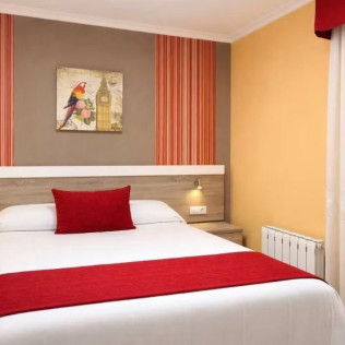 Escapada de 2 Noches con Circuito Spa Privado en Hotel Galatea (Burela, Lugo) 