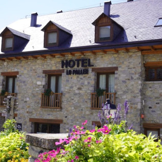 Escapada con Desayuno en Hotel Restaurante Lo Paller (València d'Àneu, Lleida)