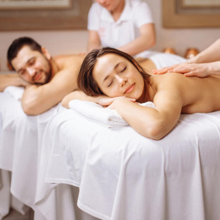 Masaje Hawaiano Lomi en Aguas del Sol Centro Wellness (Torremolinos, Málaga)
