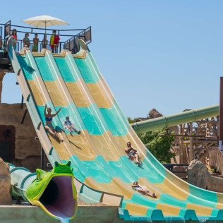 Day Pass con Comida en Hotel Magic Robin Hood 4* (El Albir, Alicante)