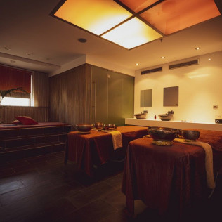 Circuito Spa y Masaje para dos en Cobre 29 en Hotel Meliá Valencia 4* (Valencia)