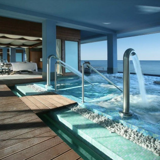 Atardecer Oceánico: Circuito Thalasso, Piscina Privada y Masaje Relajante en Om Thalasso Lopesan Villa del Conde 5* (Meloneras, Las Palmas) 