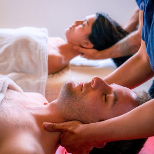 Masaje con Circuito Spa opcional para dos en Green Spa (Mairena del Aljarafe, Sevilla)