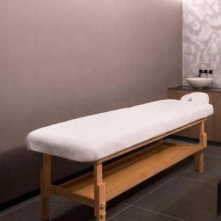 Masaje Bienestar, con Aromaterapia o Deeptissue en Radisson Collection Bilbao 5* (Bilbao, Vizcaya)